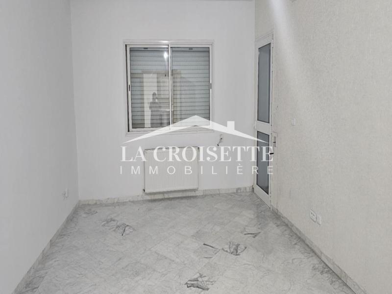 Appartement S+3 à La Soukra